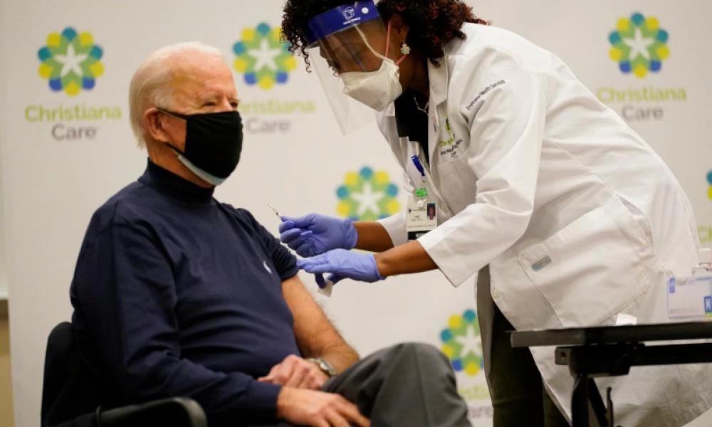 ΗΠΑ: Σε ζωντανή μετάδοση ο εμβολιασμός του Τζο Μπάιντεν